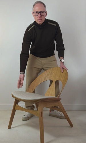 Ole and BM Contour Chair