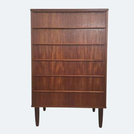 Danish tallboy/chest of 6 drawers in teak showing front with warm wood grains