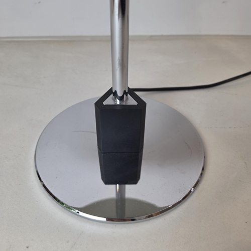 Detail of PH 4/3 table lamp by Poul Henningsen showing the bottom part