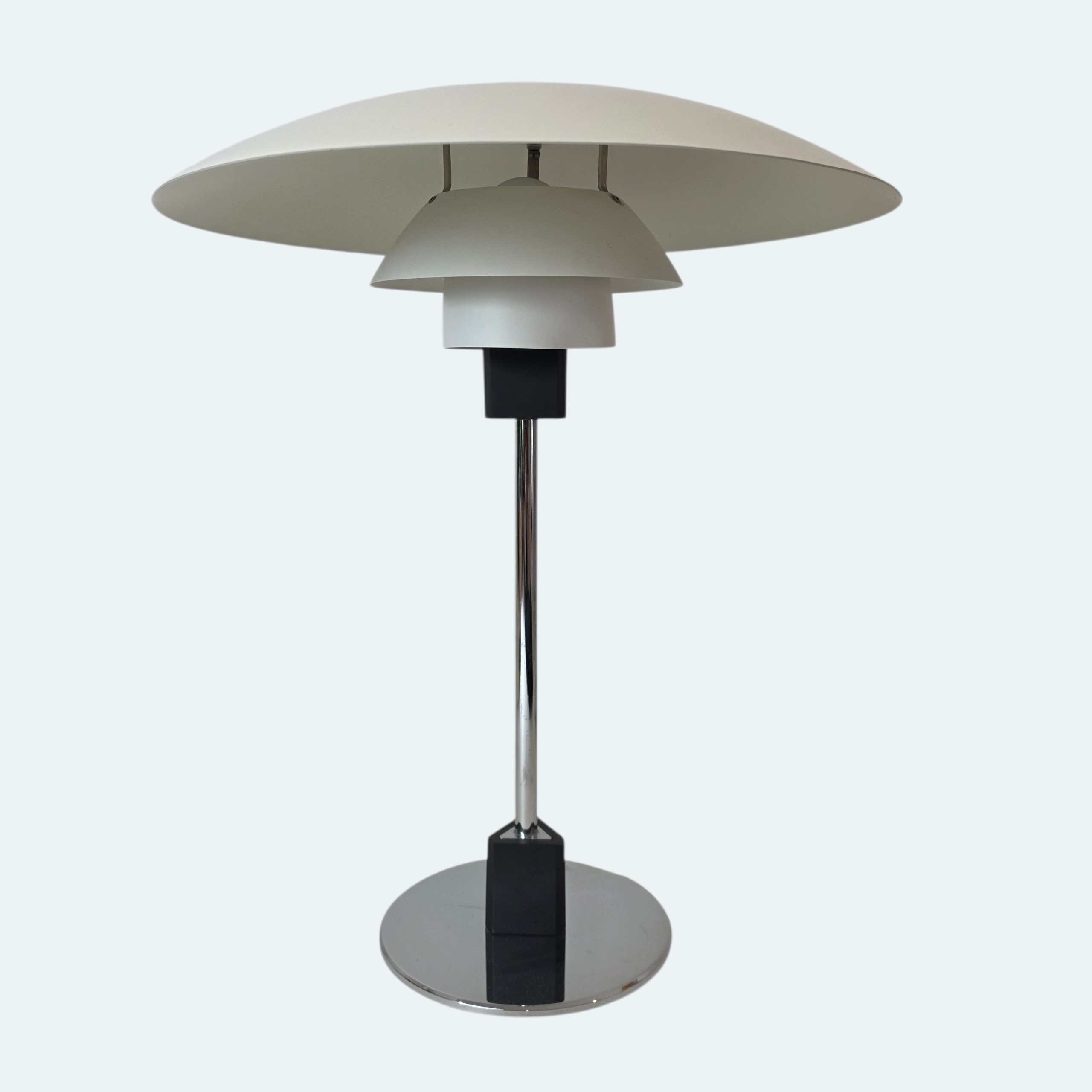 Vintage PH 4/3 table lamp by Poul Henningsen for Louis Poulsen, Denmark, featuring iconic three-shade design and white lacquered metal finish