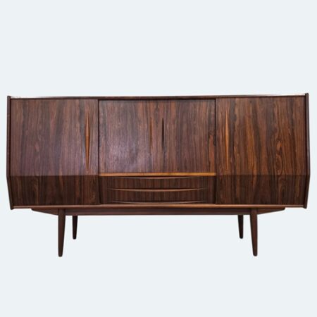 Danish mid-century Rosewood sideboard with internal bar section