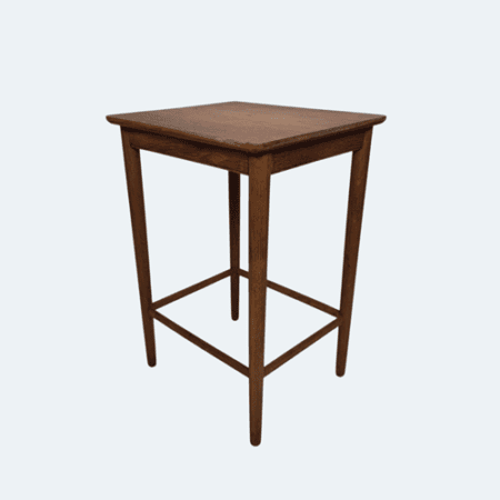 Danish mid‑century teak veneered lamp table with oak frame, rectangular top and slender legs.